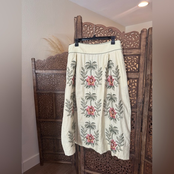 NEW NWT FARM RIO tropical flower-embroidered maxi skirt - Picture 5 of 6